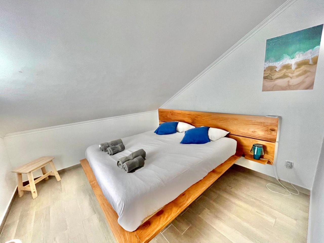 Surfness Lodge Baleal Cameră foto
